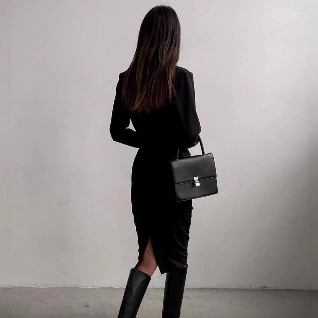 Vestido midi elegante de manga larga y corte evasé
