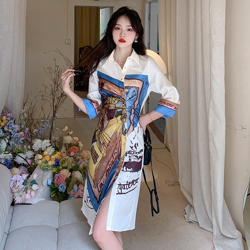 Vestido camisero blanco estampado con cuello vuelto