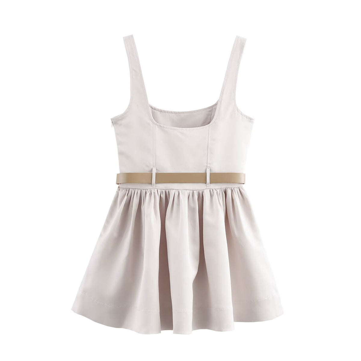 Vestido corto plisado con cinturón