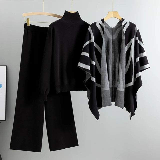 Conjunto de punto de tres piezas: chal de rayas, top de cuello alto y pantalón ancho
