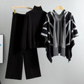 Conjunto de punto de tres piezas: chal de rayas, top de cuello alto y pantalón ancho