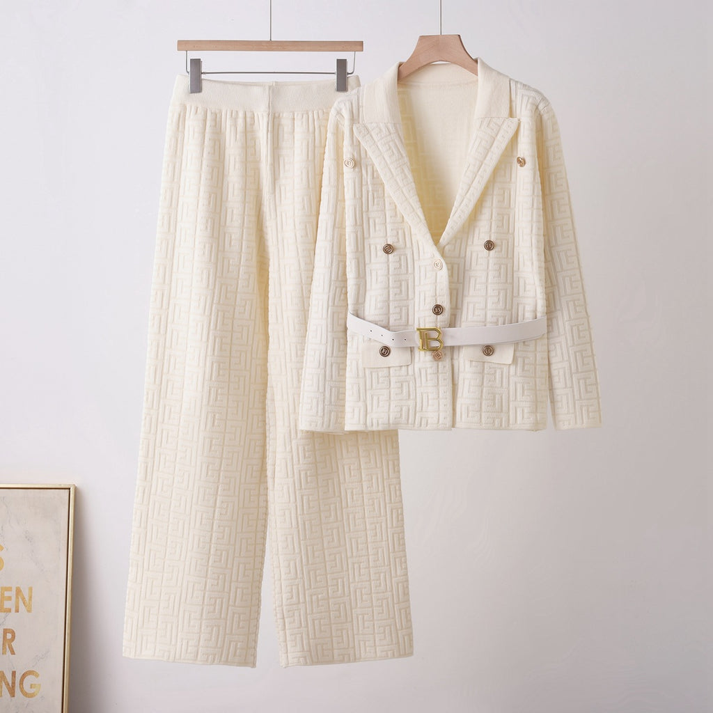 Conjunto de chaqueta de punto y falda lápiz