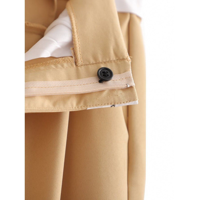Pantalón ancho de tiro alto con detalle de pliegue en la cintura