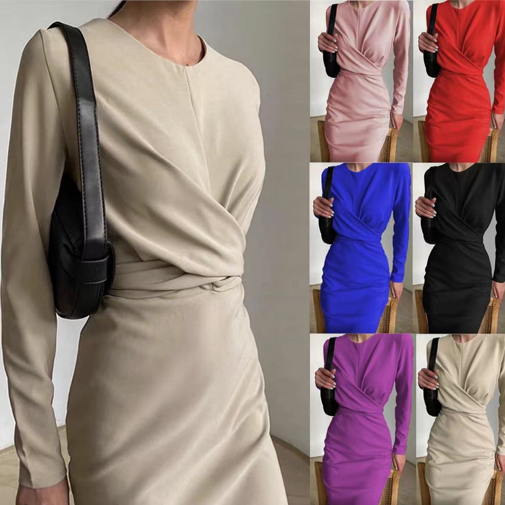 Vestido midi elegante de manga larga y corte evasé