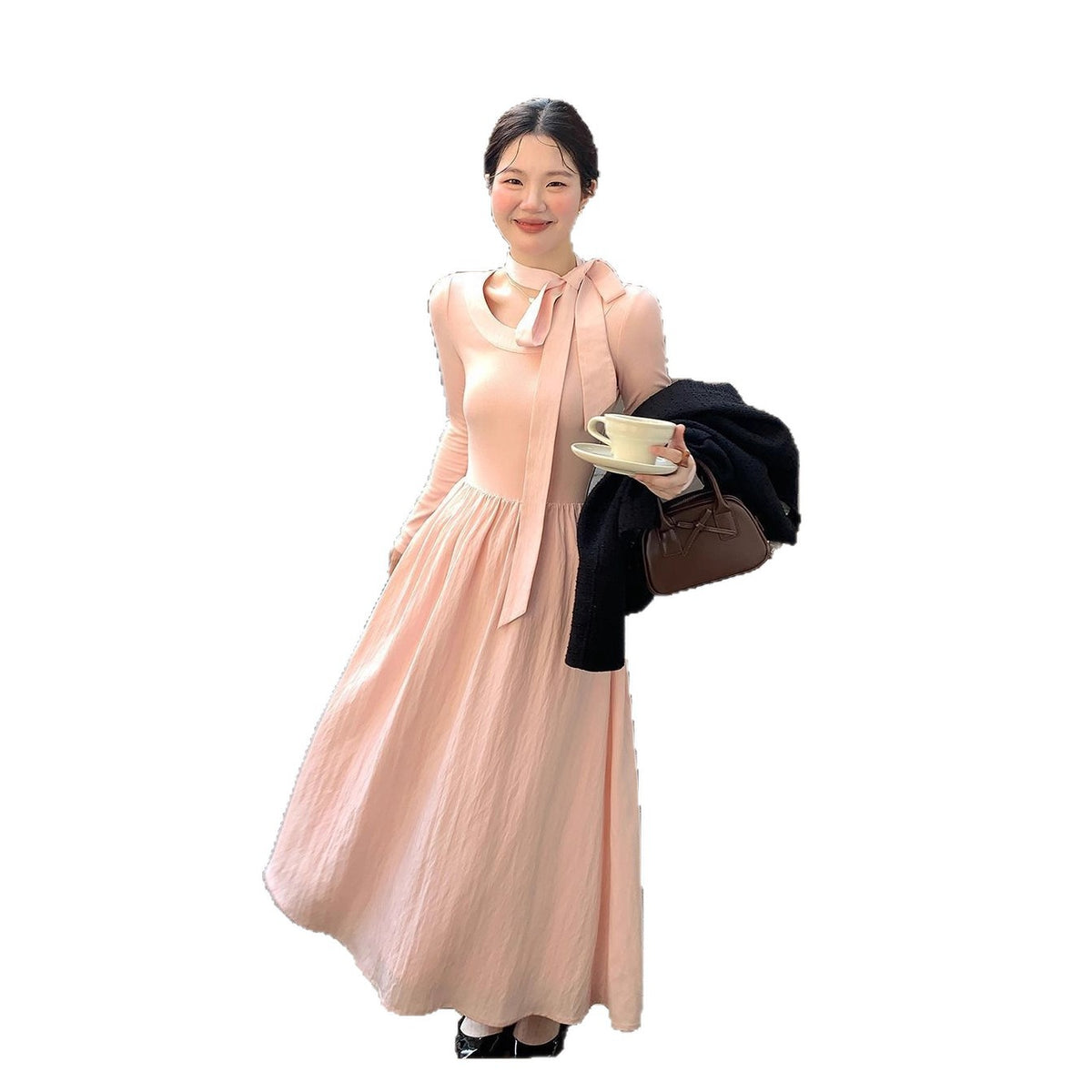 Vestido midi rosa de manga larga con lazo