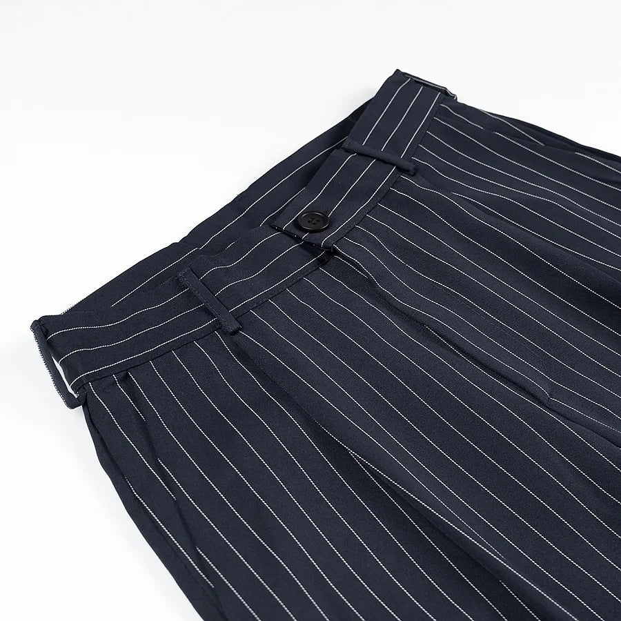 Pantalón de rayas de cintura alta y corte holgado