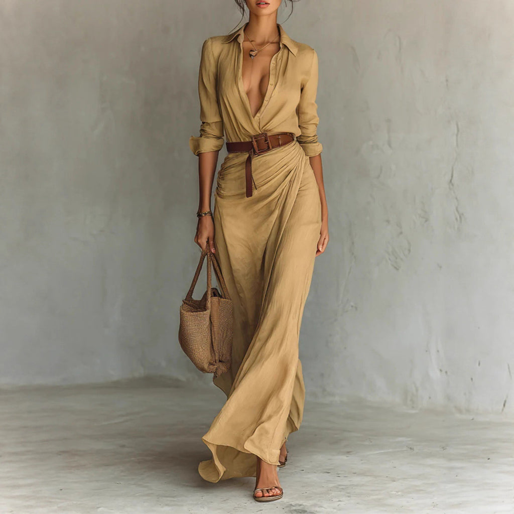 Vestido largo plisado con abertura