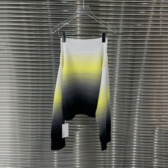 Jersey degradado de hombros descubiertos y manga murciélago