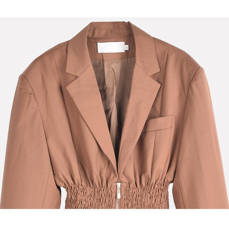 Blazer vintage entallado con plisado y cremallera