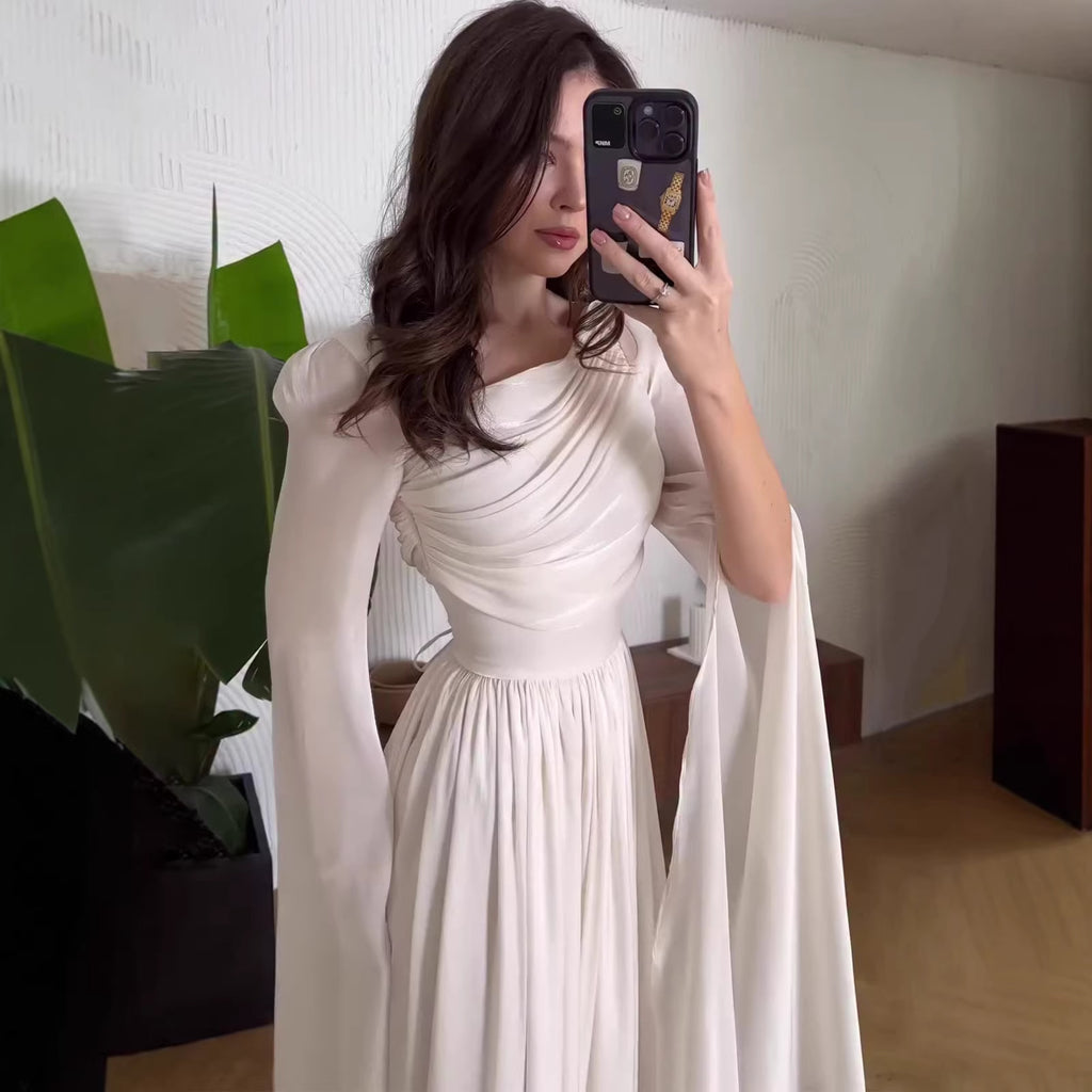 Vestido largo vintage de un hombro y manga larga