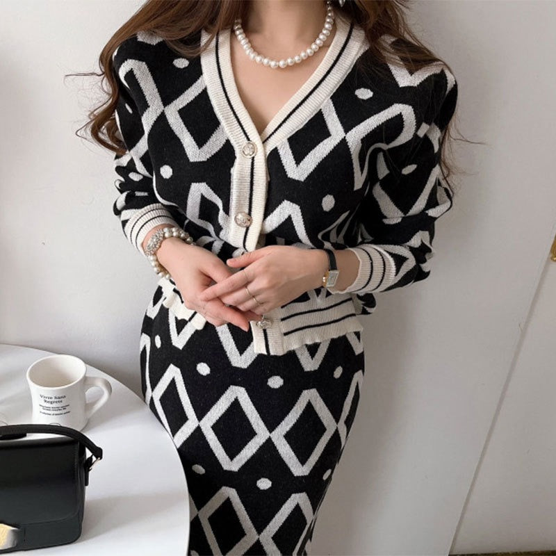 Conjunto de punto de cárdigan y falda midi