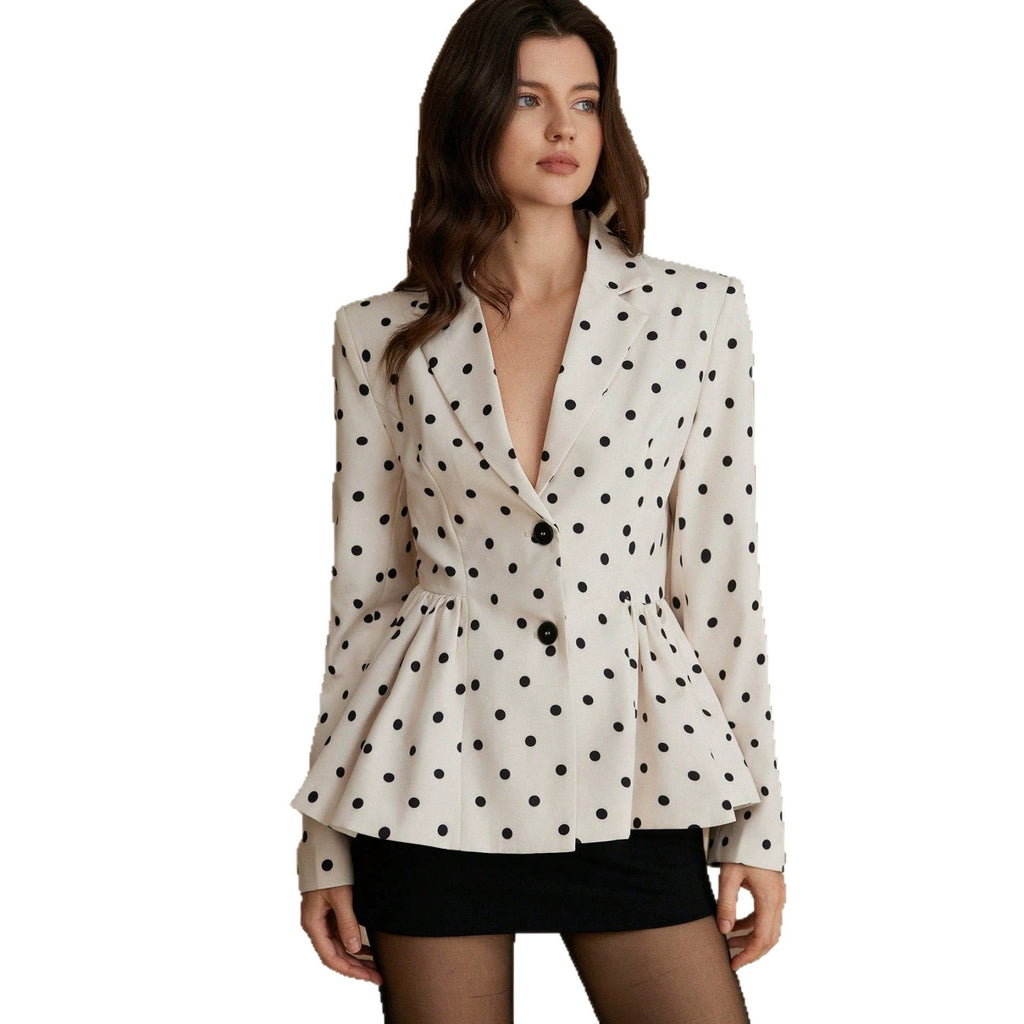 Blazer de lunares entallado con falda evasé