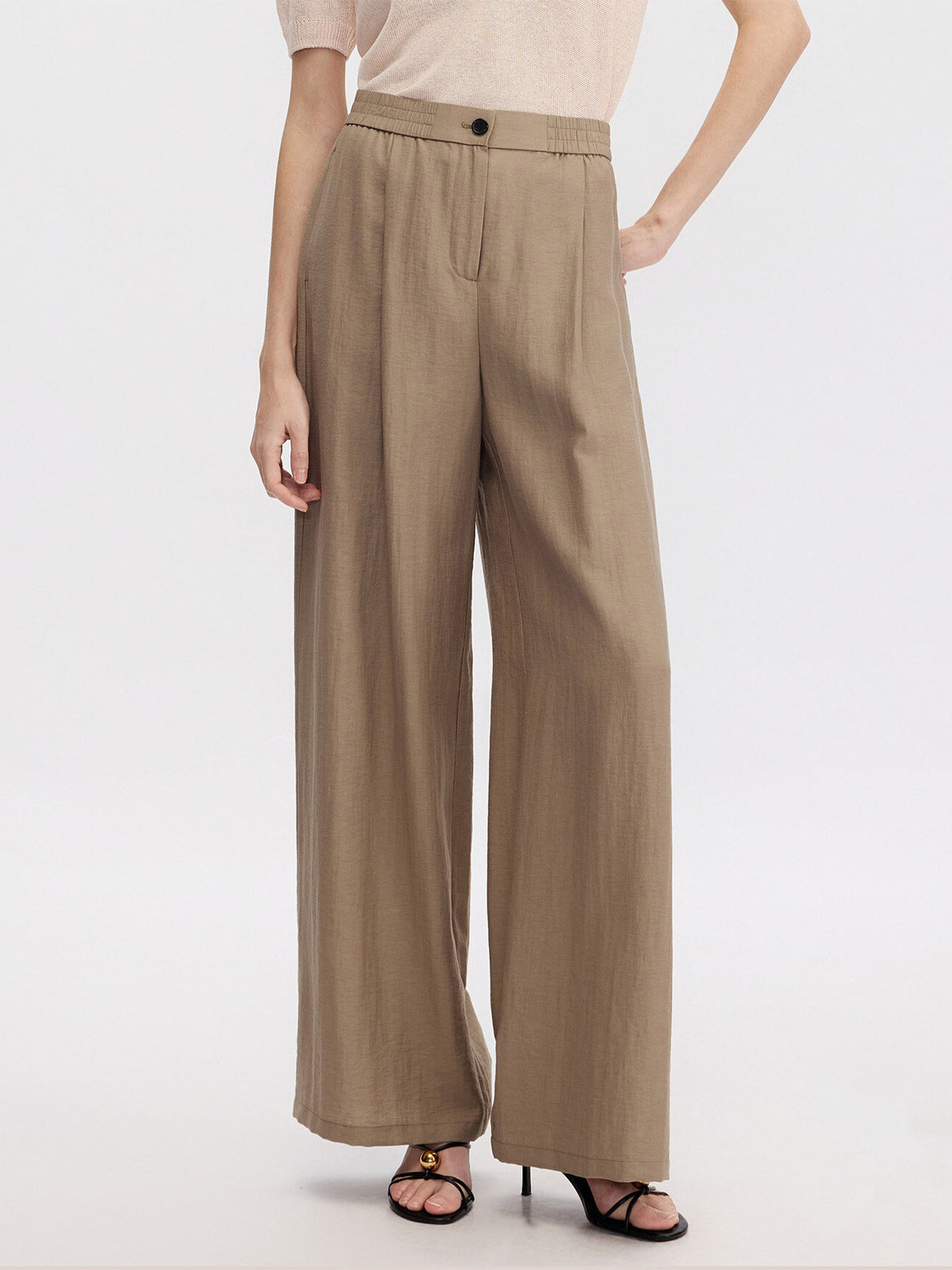 Pantalón largo recto de viscosa con caída fluida