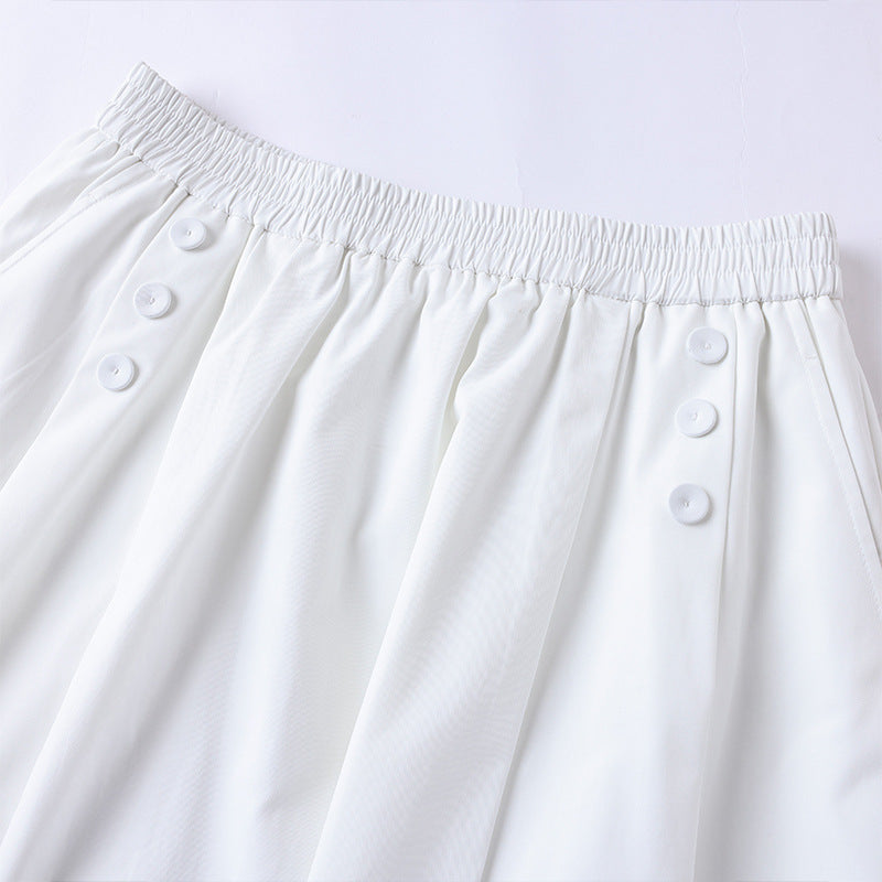 Falda midi blanca de cintura alta con botones laterales