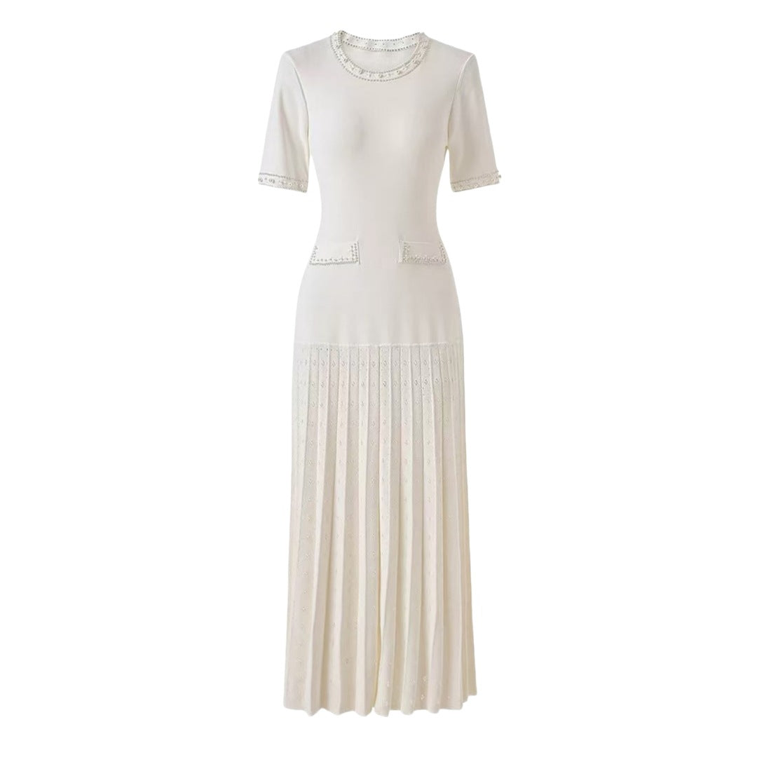 Vestido midi de punto con perlas y detalles calados