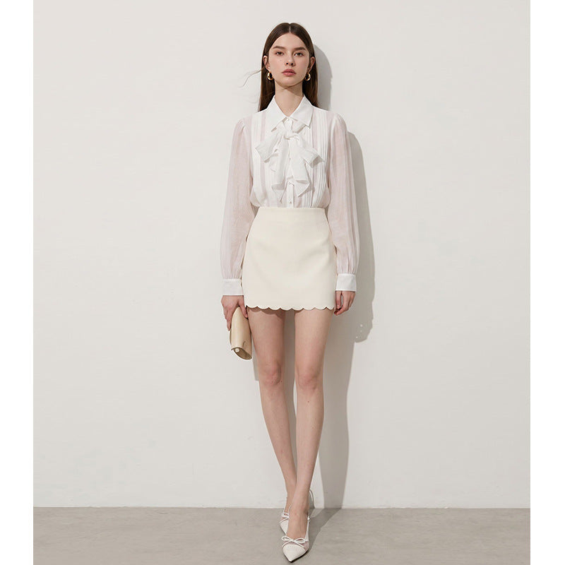 Blusa elegante de Tencel con lazo y cuello camisero