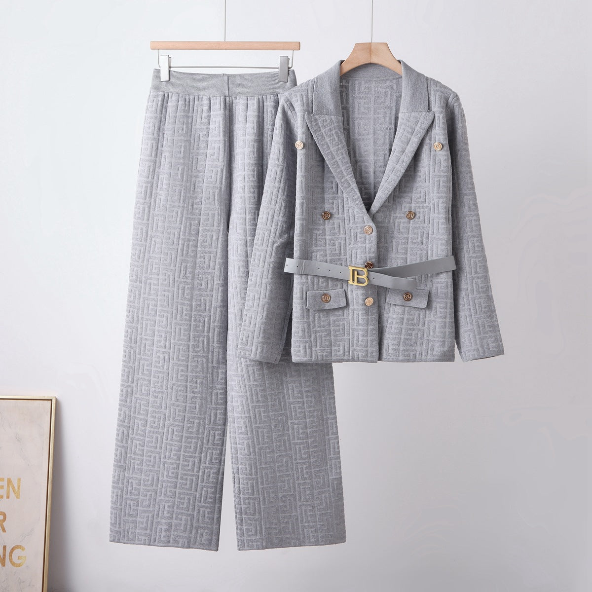 Conjunto de chaqueta de punto y falda lápiz