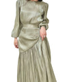 Vestido largo plisado de corte evasé
