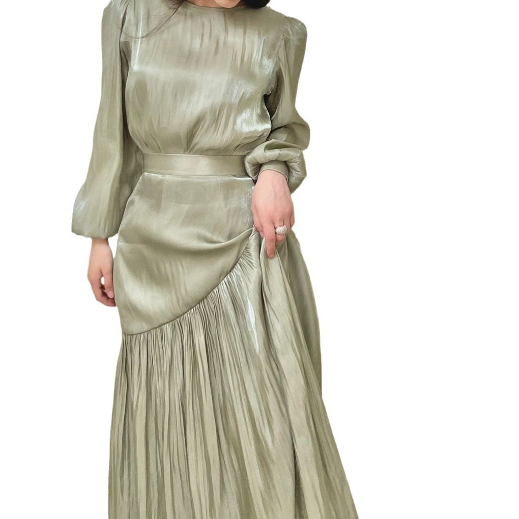 Vestido largo plisado de corte evasé