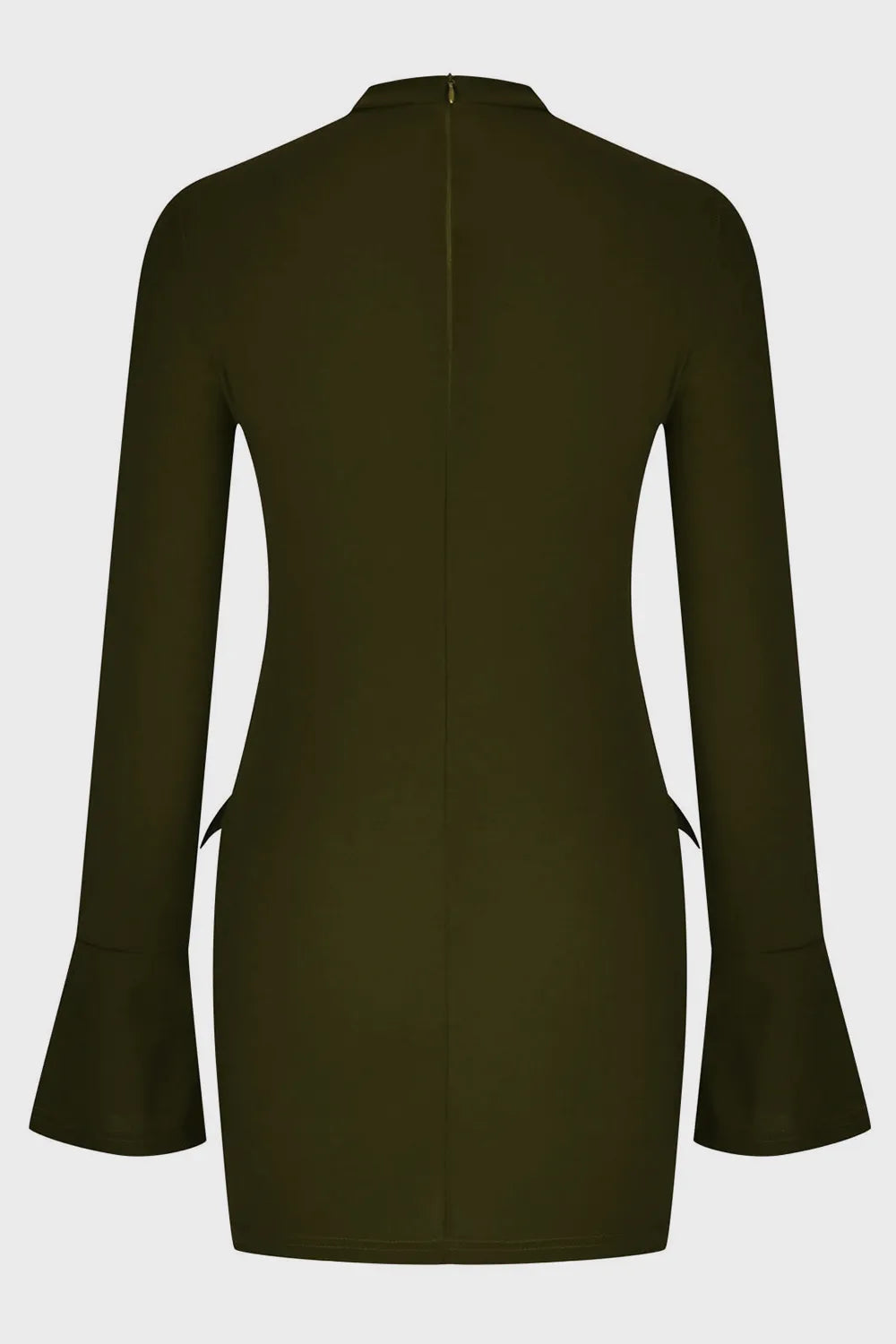 Vestido corto de manga larga con cuello alto