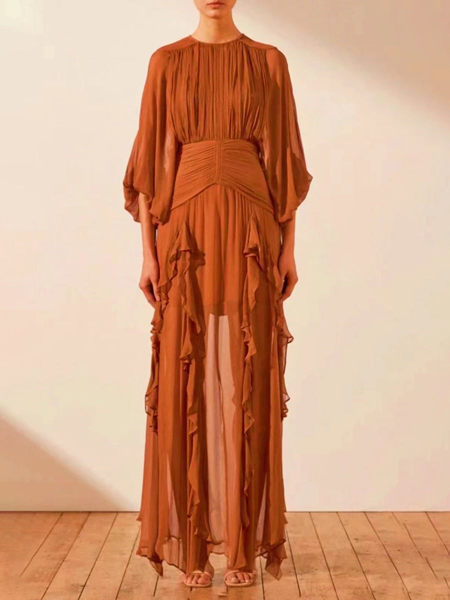 Vestido de manga larga con volantes y cintura entallada