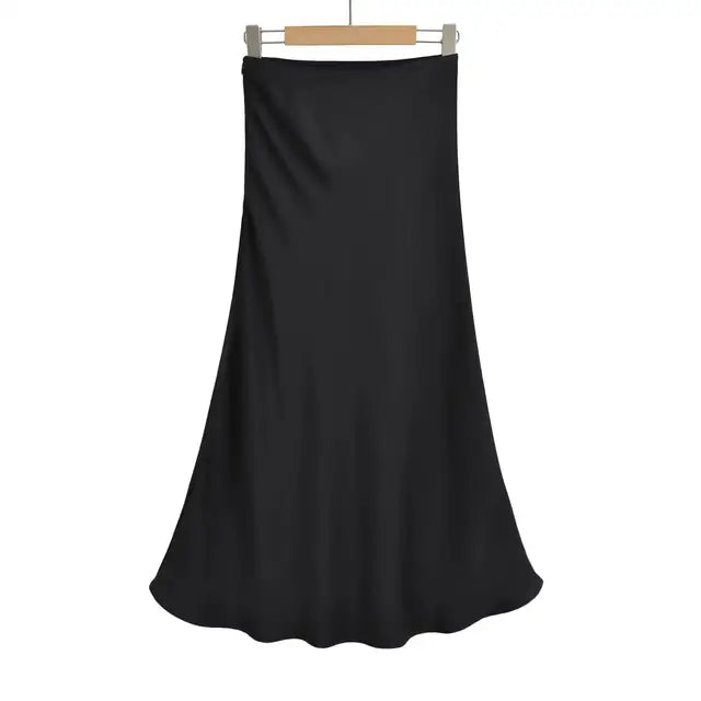 Falda midi satinada de corte entallado