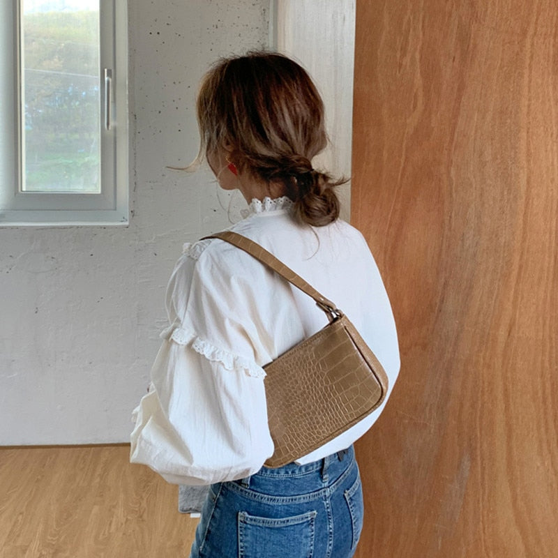 Blusa vintage calada de manga larga y corte holgado