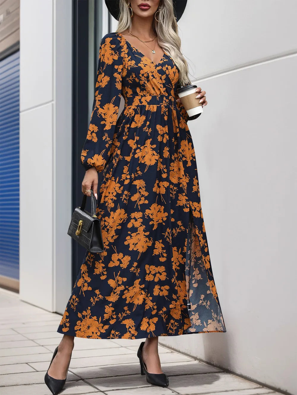 Vestido midi estampado cruzado con abertura y manga larga
