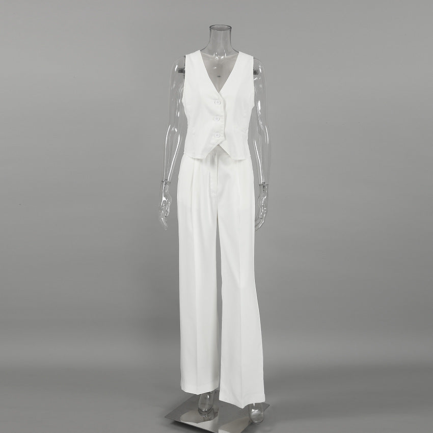 Conjunto blanco de chaleco sin mangas con escote en V y pantalón