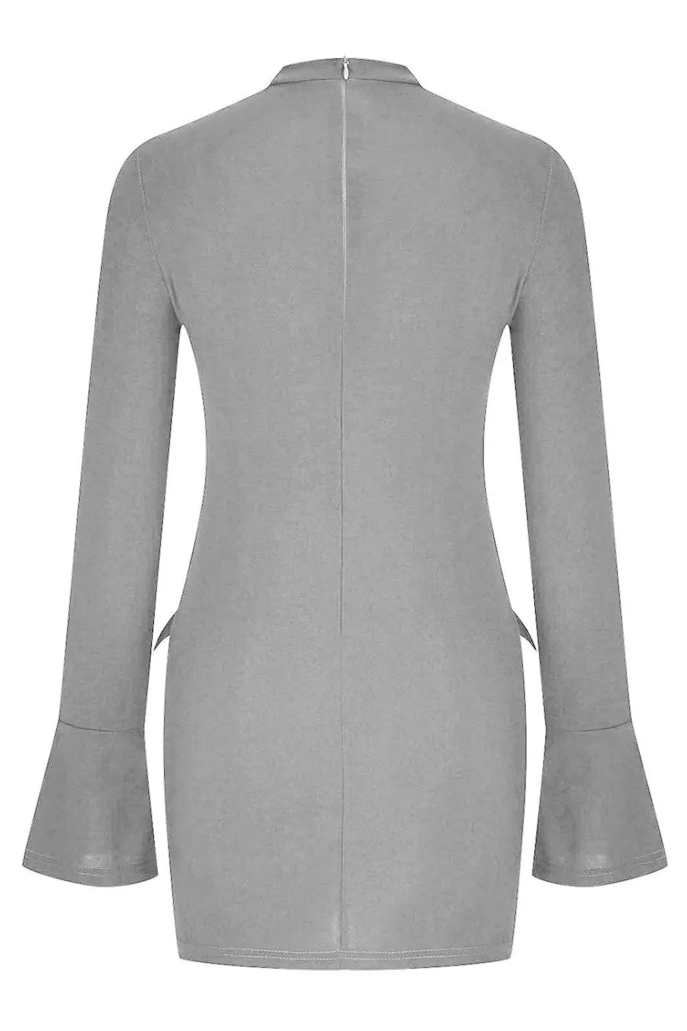 Vestido corto de manga larga con cuello alto