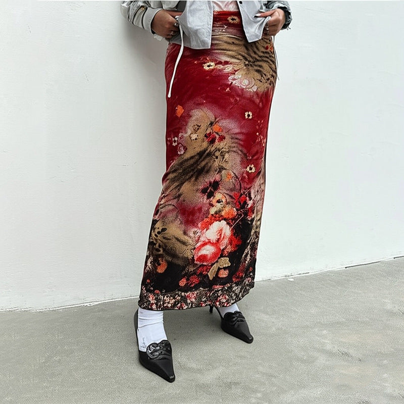 Falda midi roja de cintura alta con estampado floral