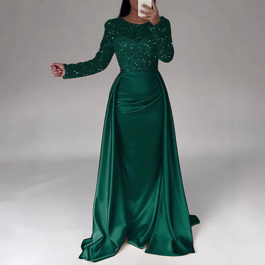 Vestido largo de noche con cuerpo de lentejuelas y falda satinada